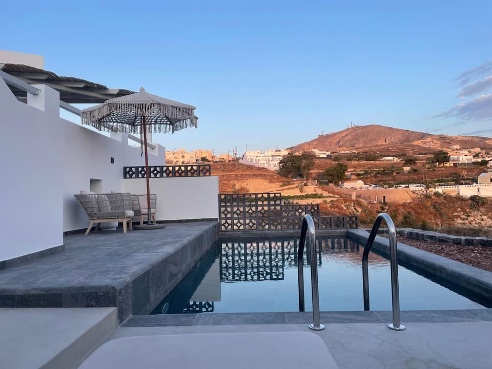 Avan Luxury Villas Villa in Santorini