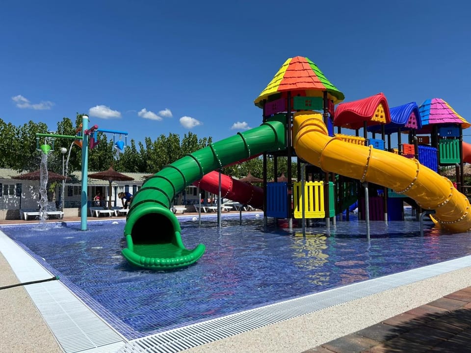 Camping Los Naranjos Campground/ 
RV Resort in Valencian Community