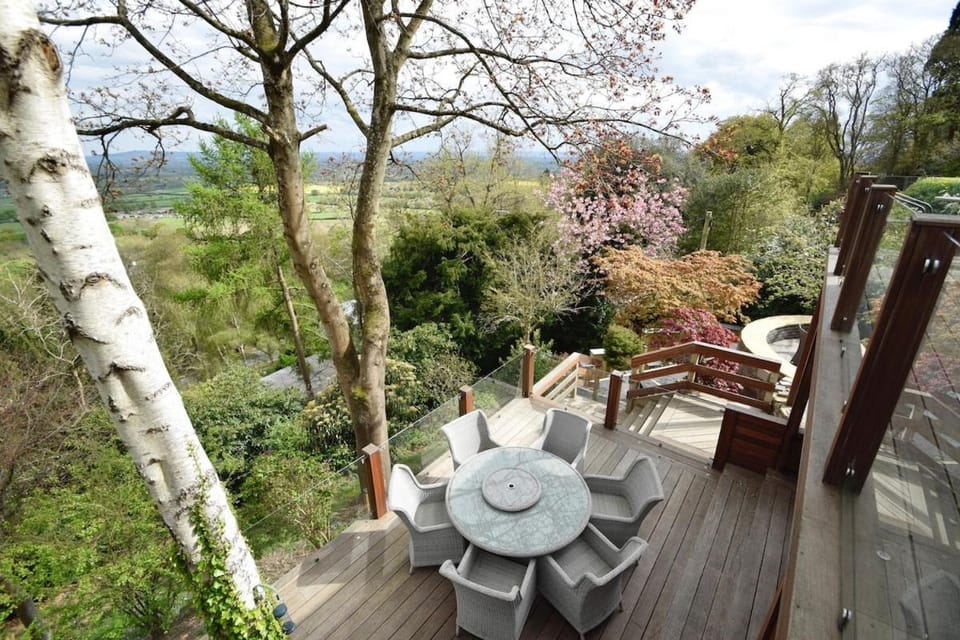 Balcony/Terrace, Garden view