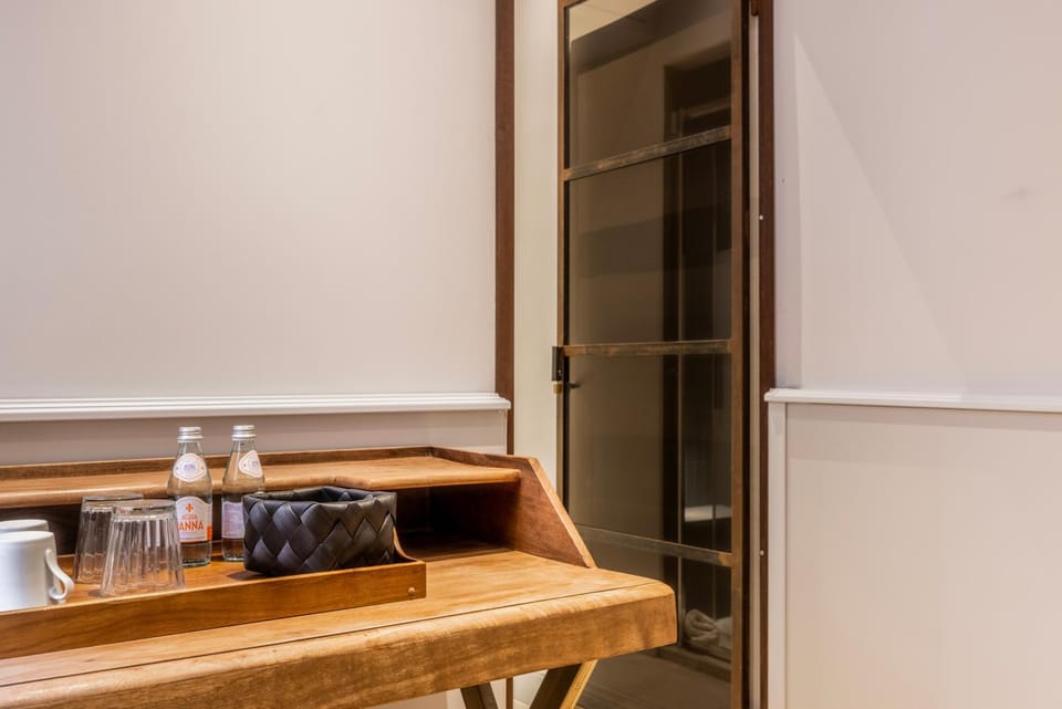 Facade/entrance, Bathroom