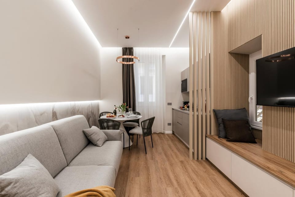 TV and multimedia, Kitchen or kitchenette, Living room, Seating area, Evening entertainment