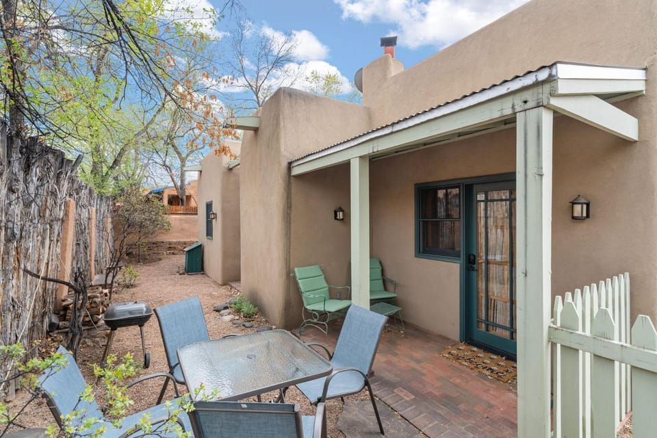 Adobe Sol in Santa Fe NM House in Santa Fe