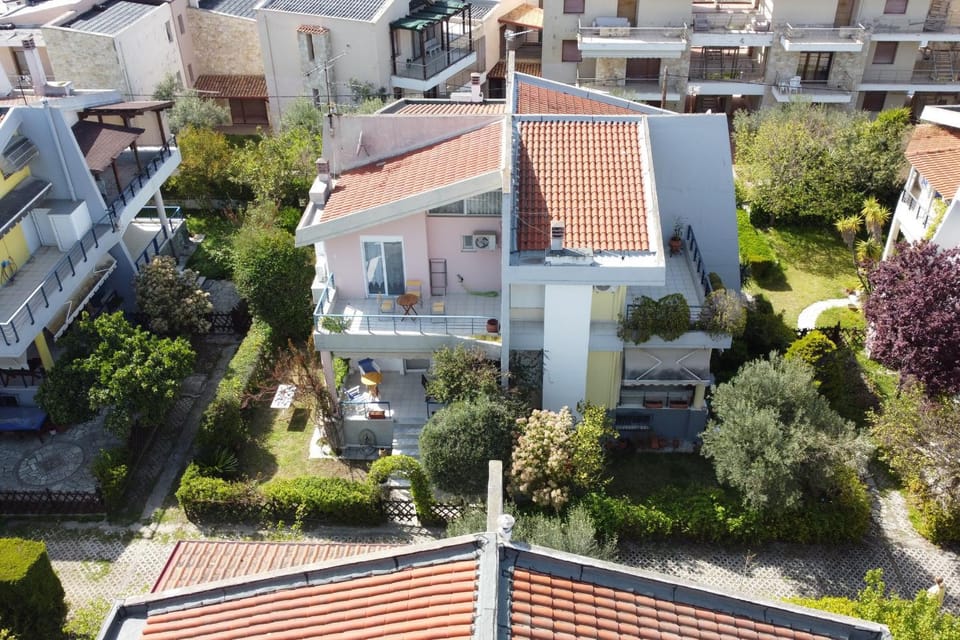 Property building, Neighbourhood, Bird's eye view
