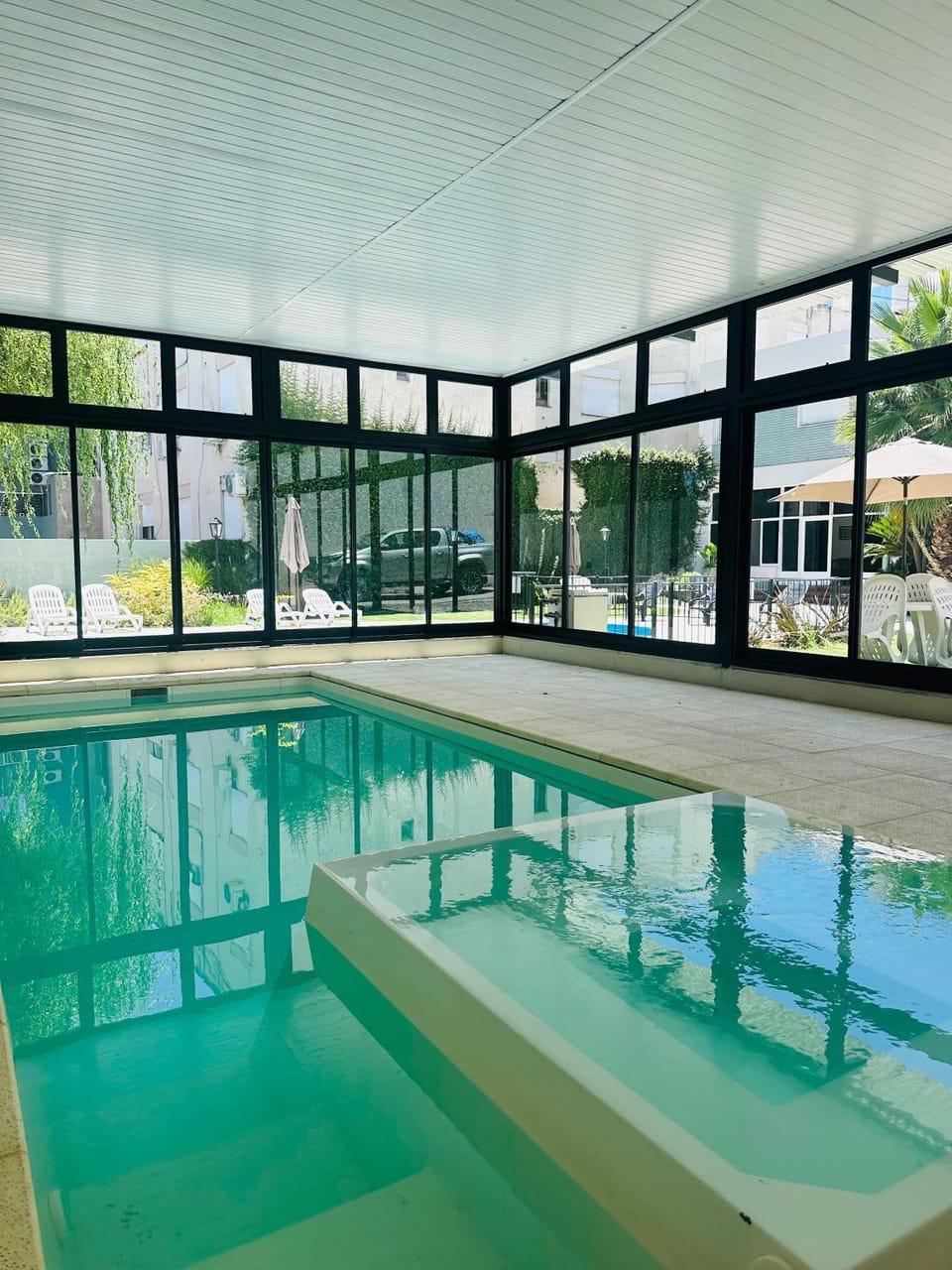 Swimming pool, Swimming pool