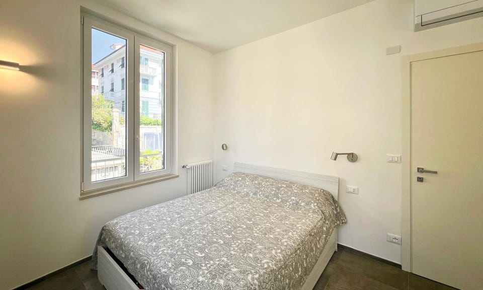 Splendido trilo con posto auto Apartment in Varazze