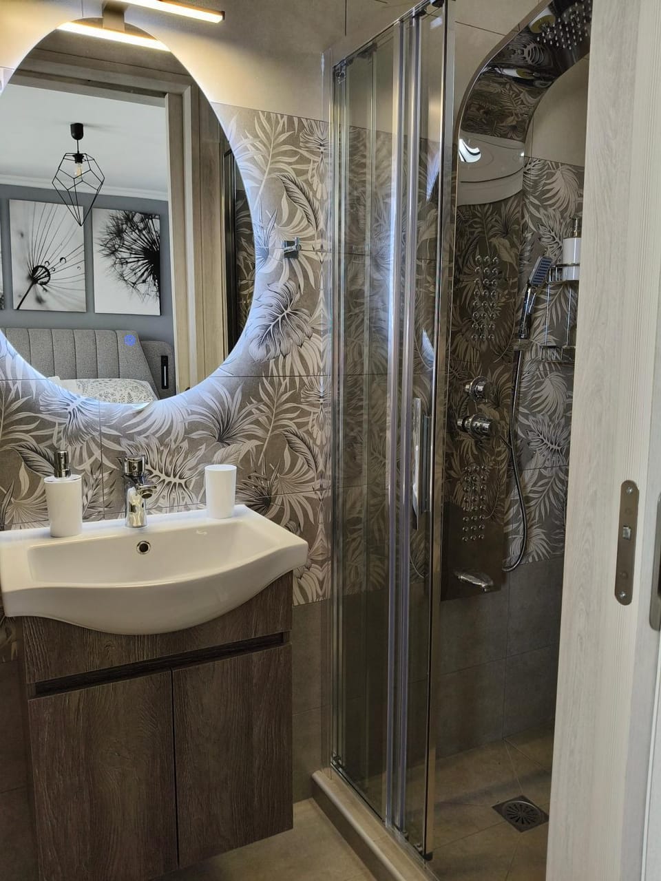 Shower, Bathroom