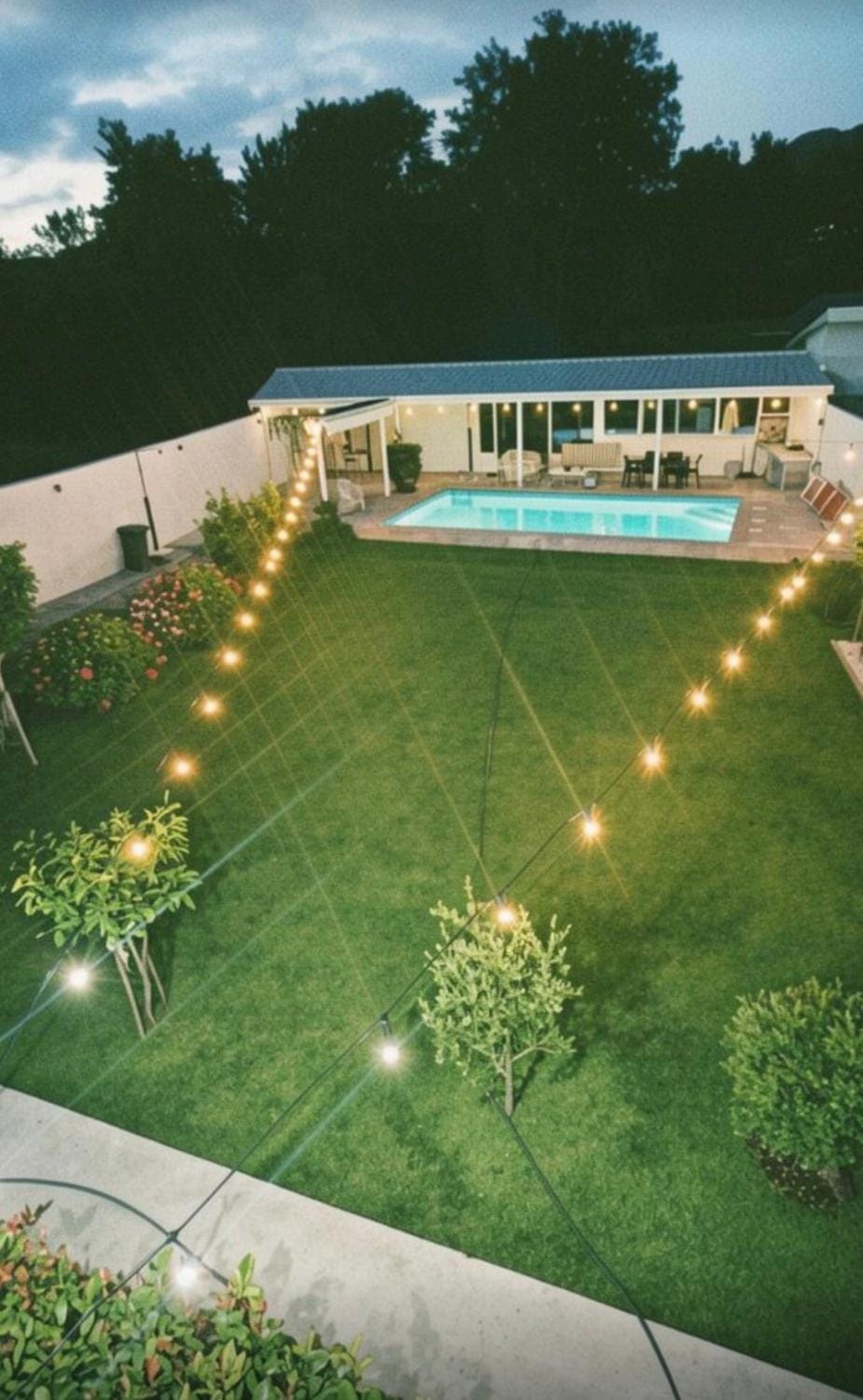 Garden view, Pool view, Swimming pool, sunbed