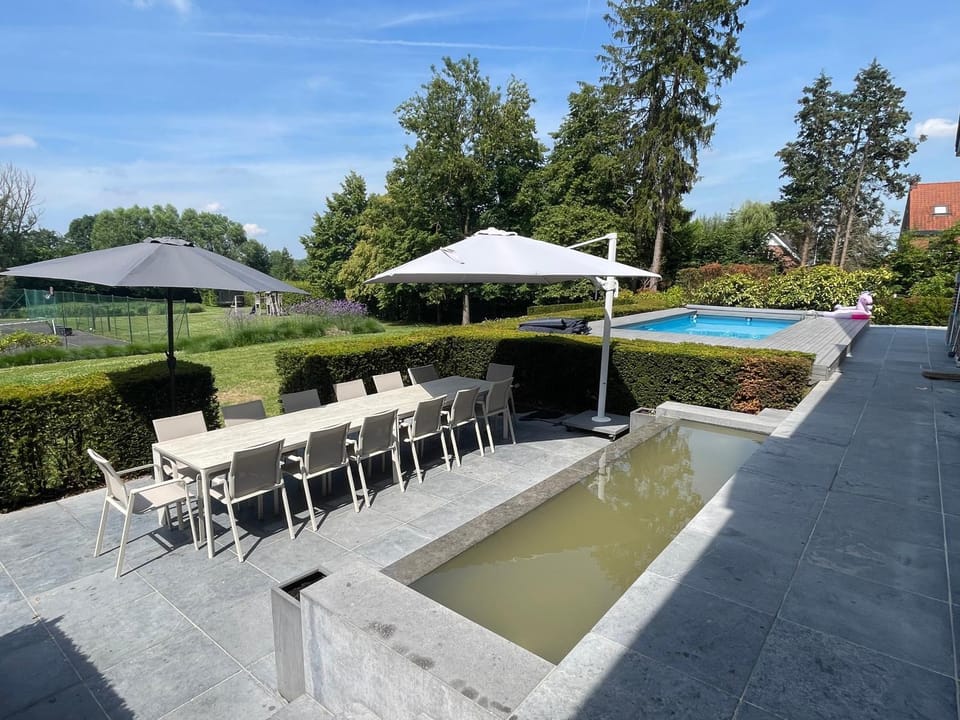 Exclusive Villa Gentbos - max 28 beds and 6bathrooms, wellness, pool, tennis, fitness, party room Villa in Flanders