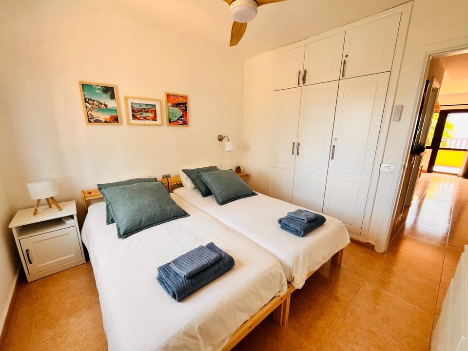 Bed, Photo of the whole room, Bedroom, towels, wardrobe