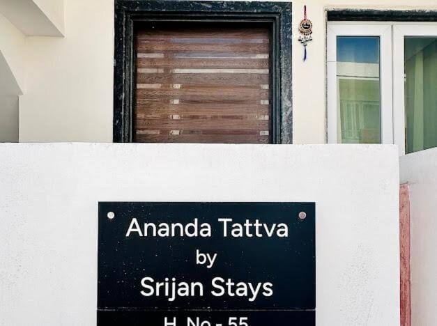 Ananda Tattva by Srijan Stays, Near Iskcon Temple House in Uttar Pradesh