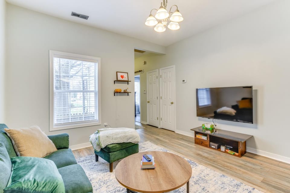 3 Mi to Dtwn: WFH-Friendly Richmond Retreat! House in Richmond