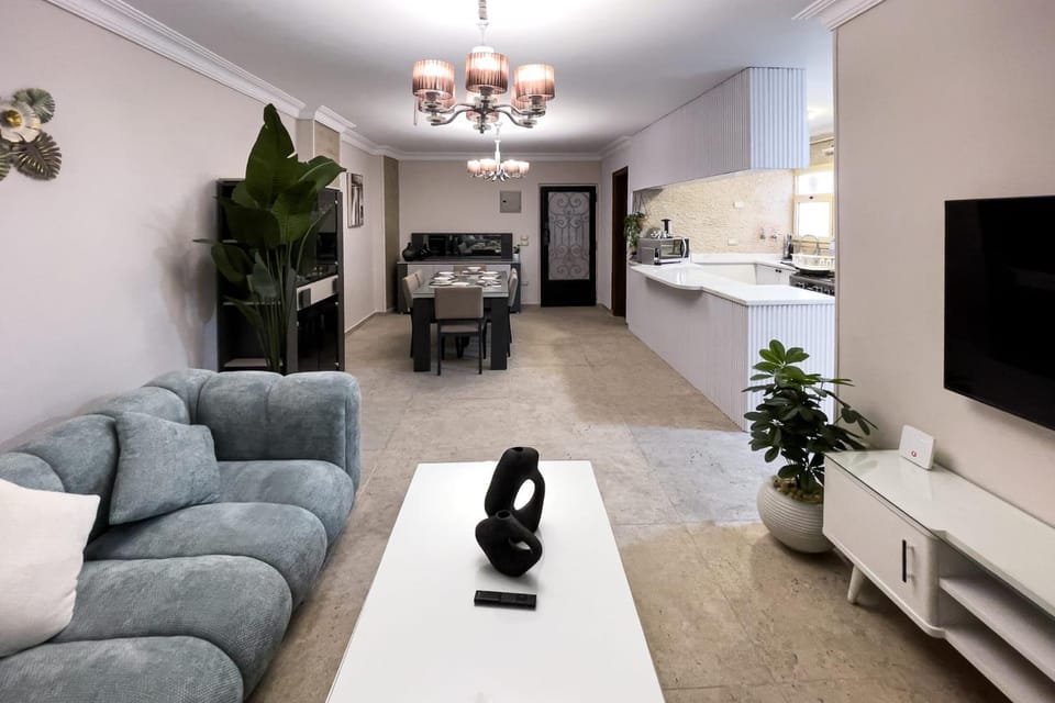 Elegant & Modern 3 BDR Apt Heliopolis Apartment in Cairo