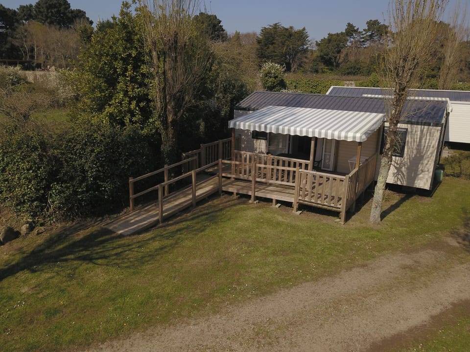 Camping Les Goélands Carnac Campground/ 
RV Resort in Carnac