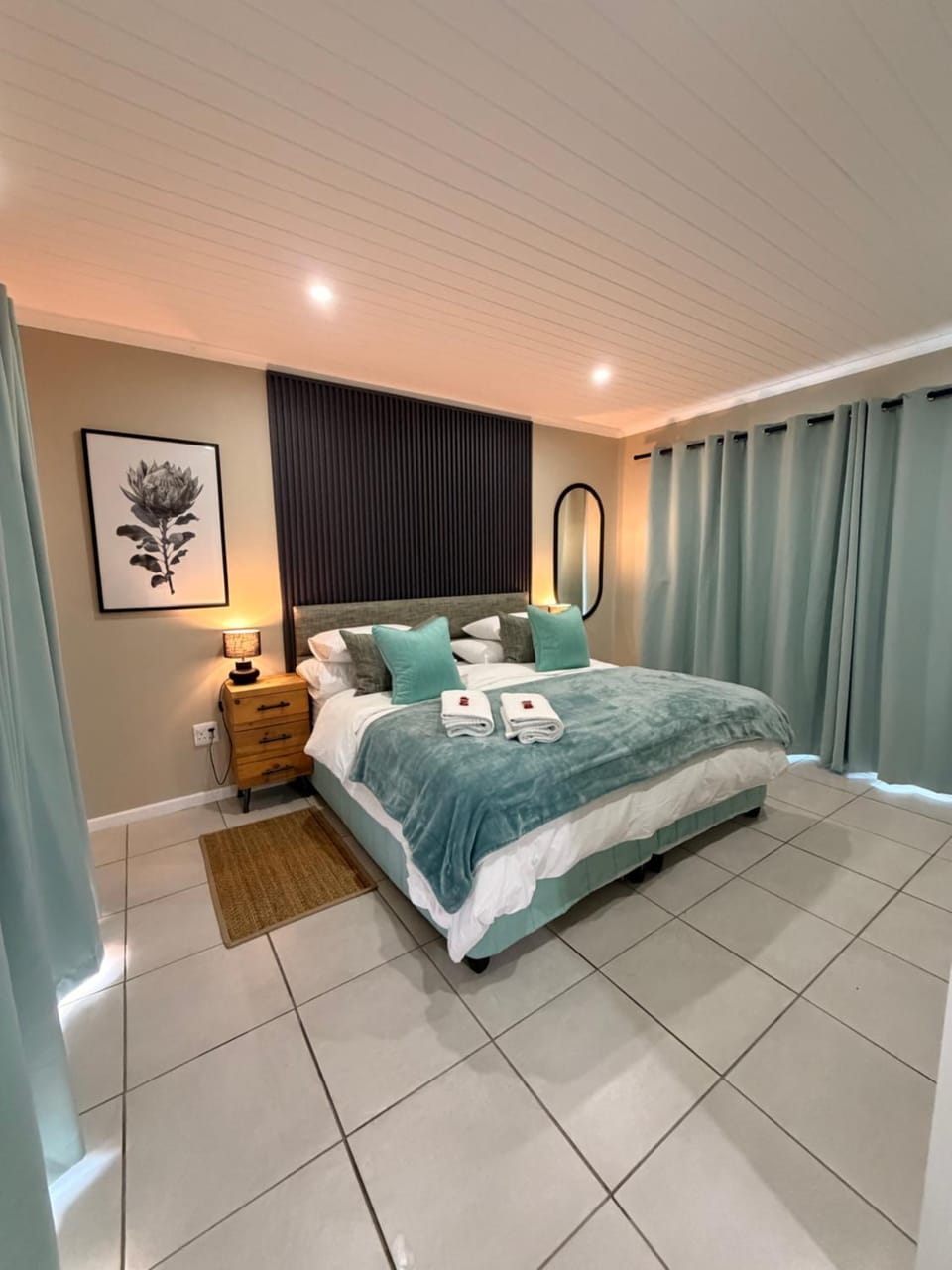 Weaver Lane Country Escape - The Rustic Mongoose Apartment in Port Elizabeth