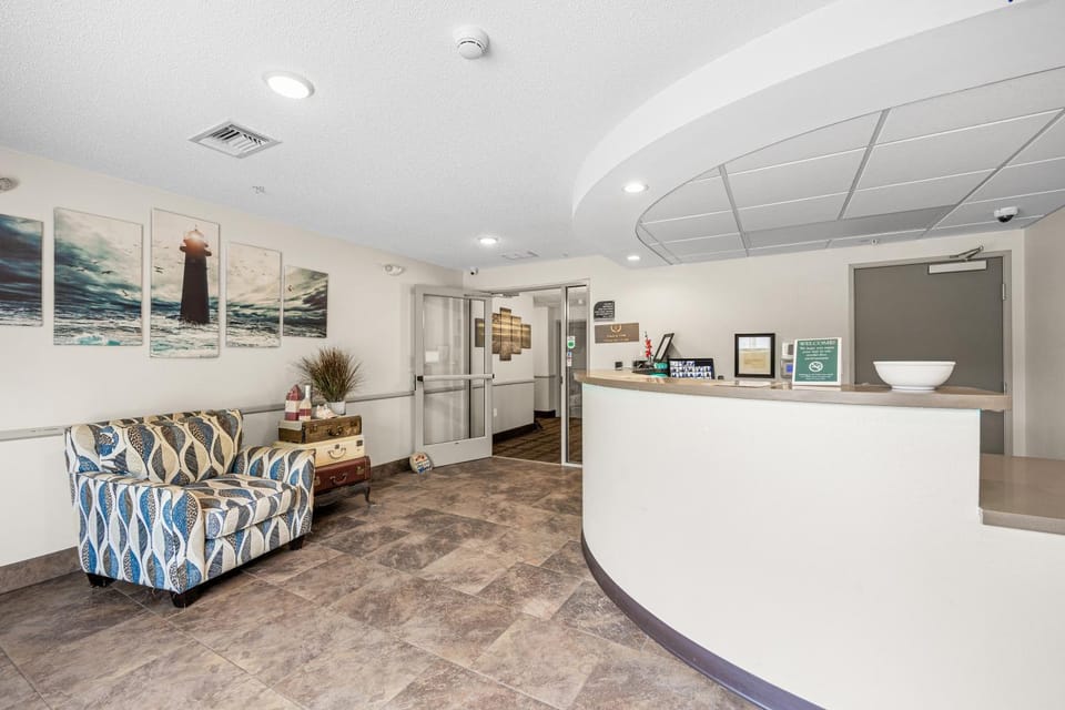Independence Stay Long Term and Suites Hotel in Door County