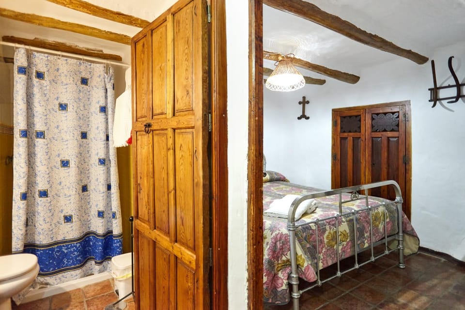 Property building, Bathroom, Living room