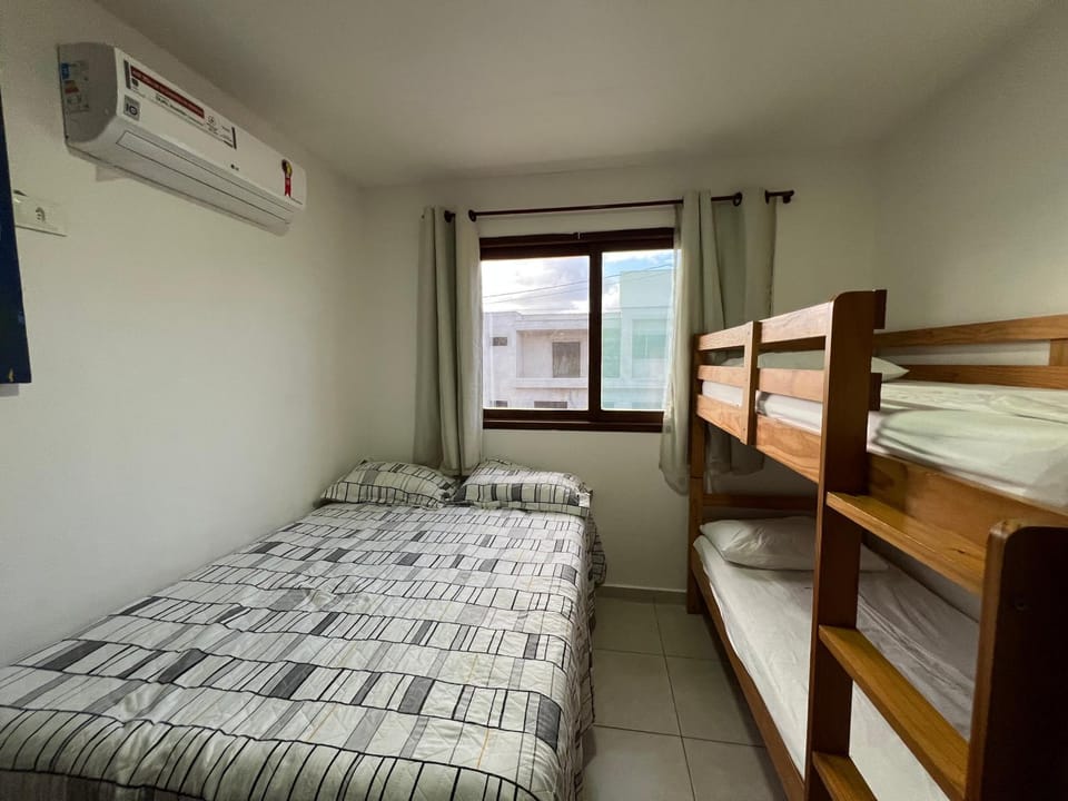 Bed, Bedroom, bunk bed