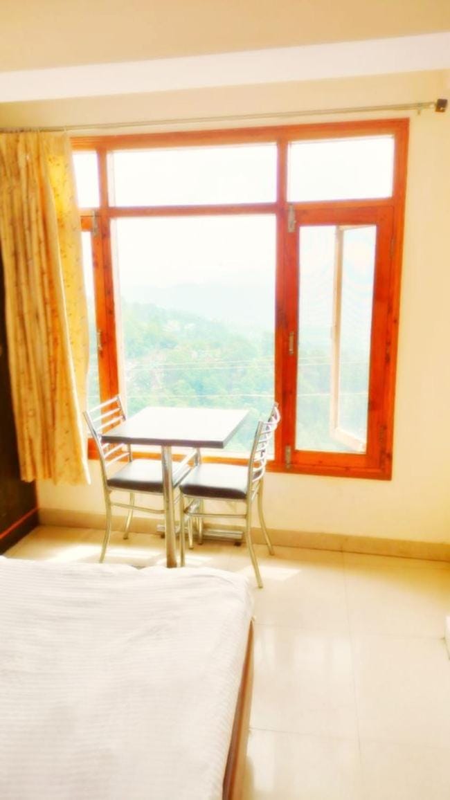 Shri Radhe BNB Hotel in Shimla