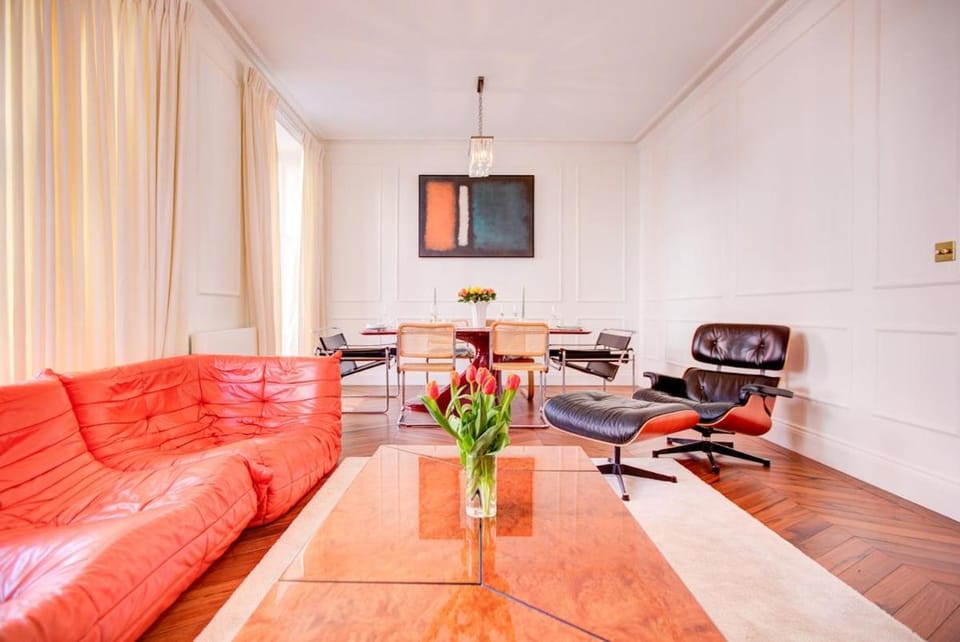 Iconic Hyde Park Apartment Apartment in City of Westminster