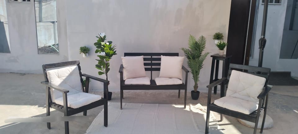 Patio, Garden, Balcony/Terrace