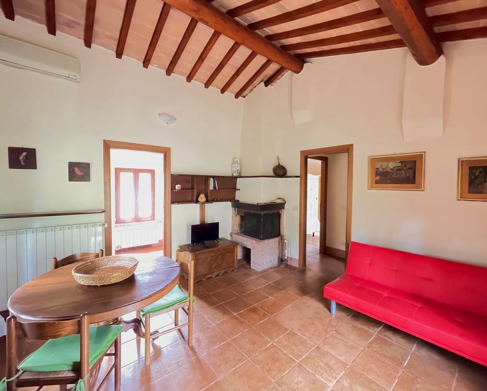 TV and multimedia, Living room, Photo of the whole room, Seating area