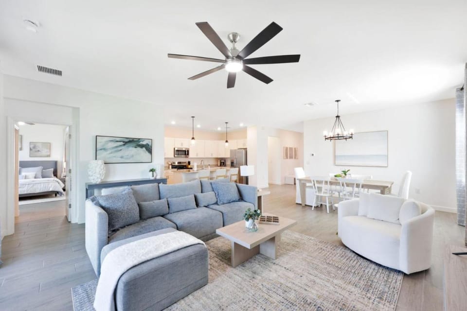 Beautiful Home in Paradise House in Gateway
