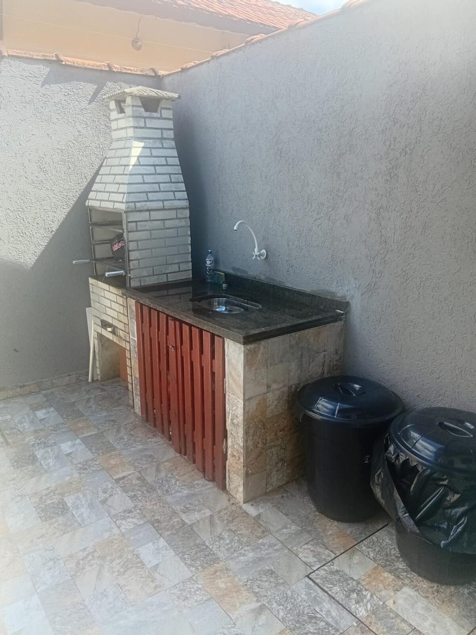 Day, BBQ facilities