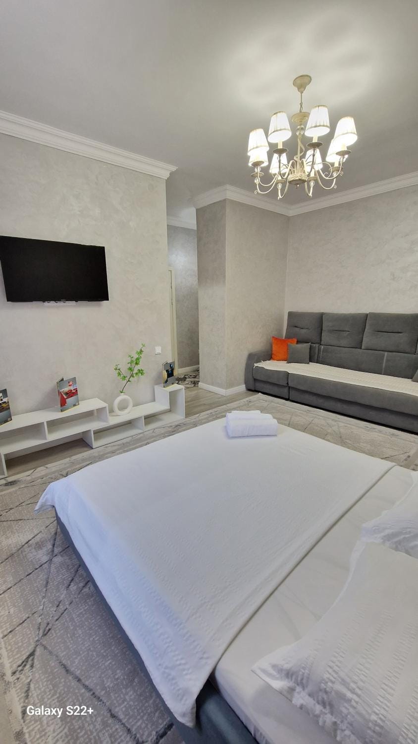 Bed, Living room, Seating area