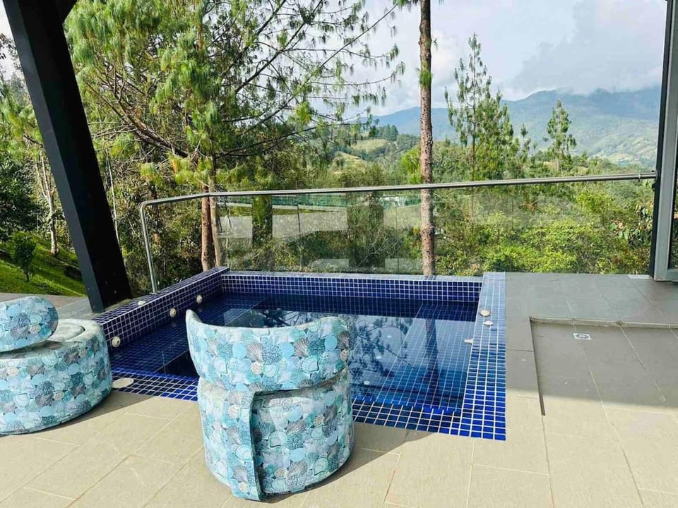 Villa near the airport and Medellin Villa in Antioquia