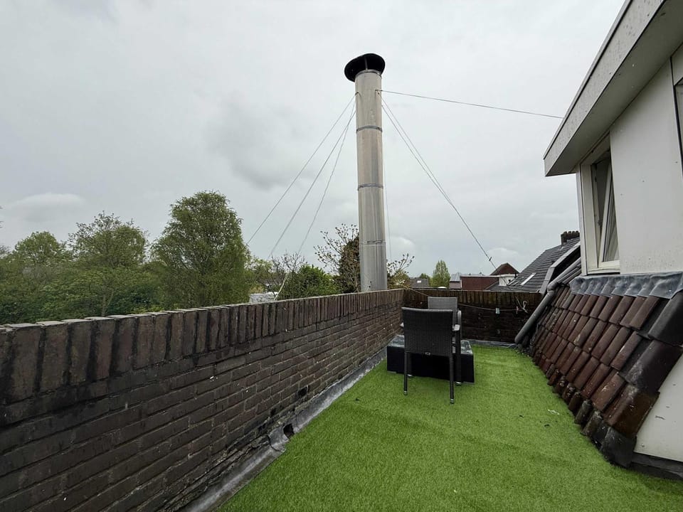 Cozy Private Room 6 on a Busy Persian Restaurant Apartment in Eindhoven