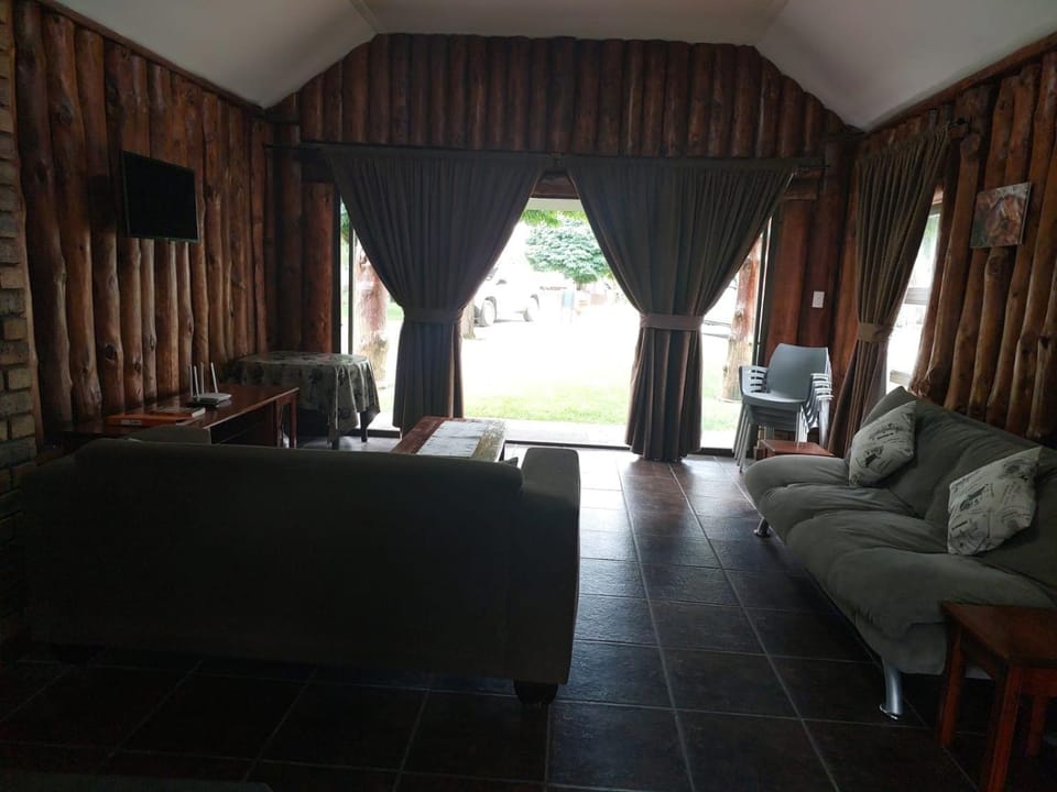 Oranje-Sig Selfsorg Eenhede Apartment in South Africa