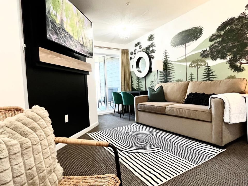 TV and multimedia, Seating area