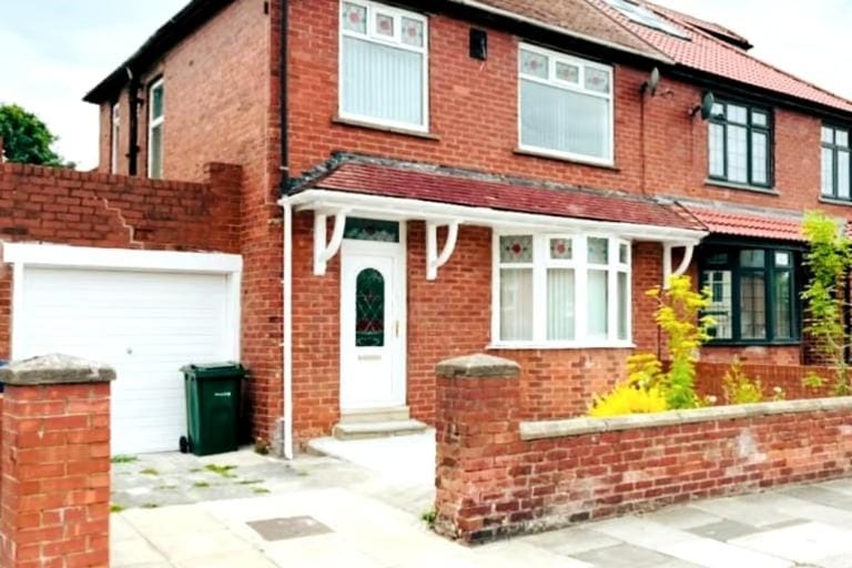 4 Bedroom House in Newcastle city centre location, Free Parking, Fast WiFi House in Newcastle upon Tyne