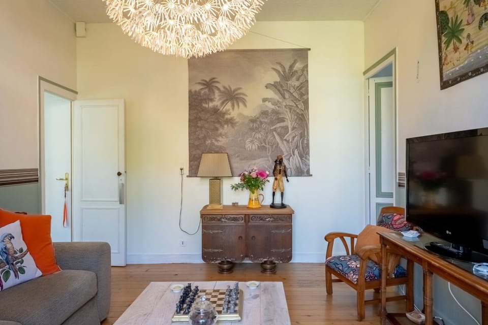 Property building, Living room