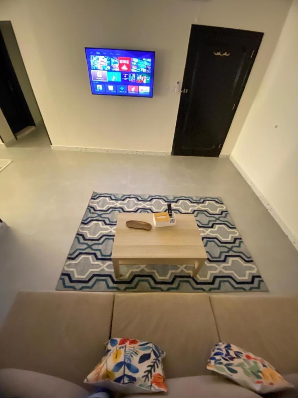 TV and multimedia, Seating area