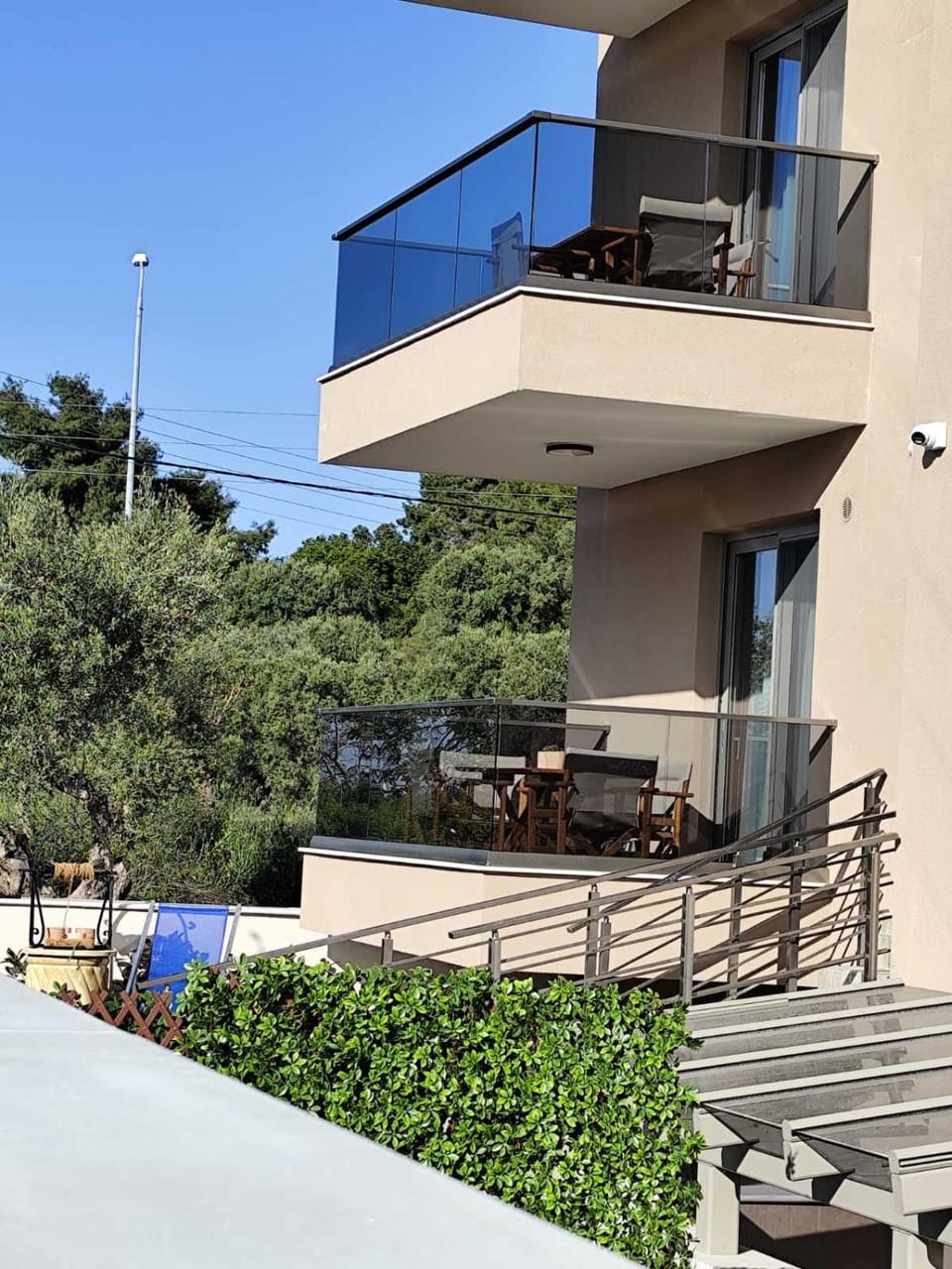 Property building, Patio, Day, Garden, View (from property/room), Balcony/Terrace, Garden view