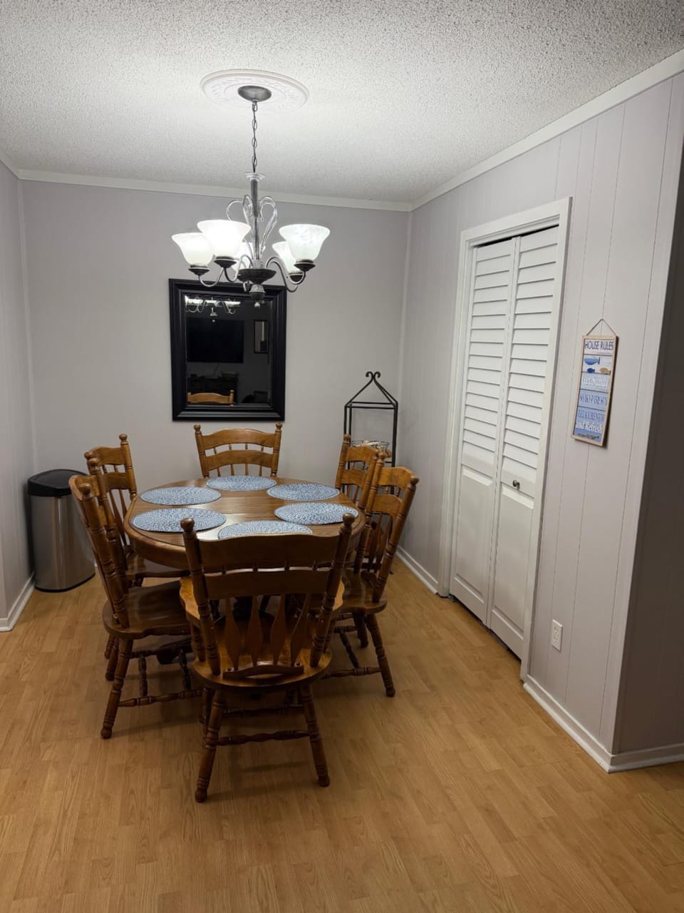 Dining area, Dinner