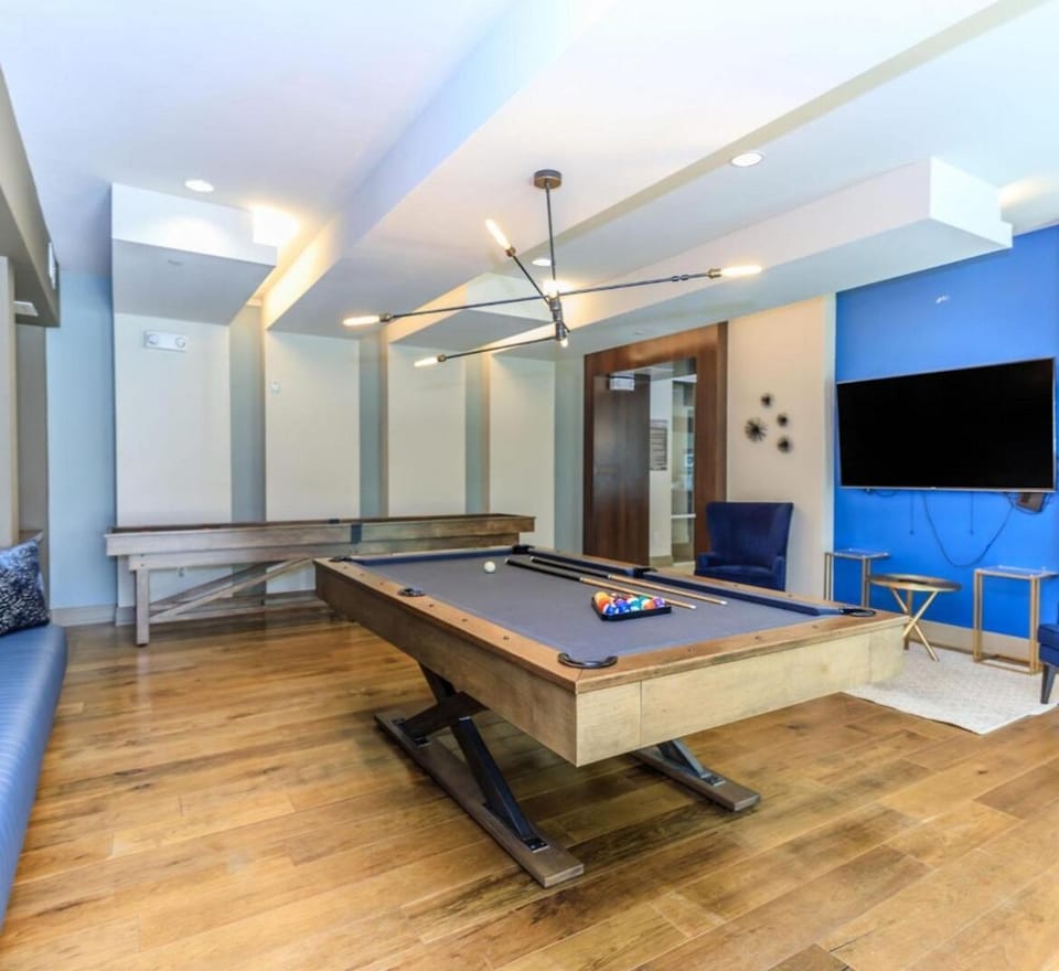 Distinct Houston Luxury Downtown Apartment in Houston