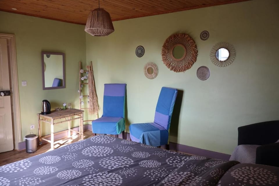 Gîte avec restaurant privatisé House in Auvergne-Rhône-Alpes