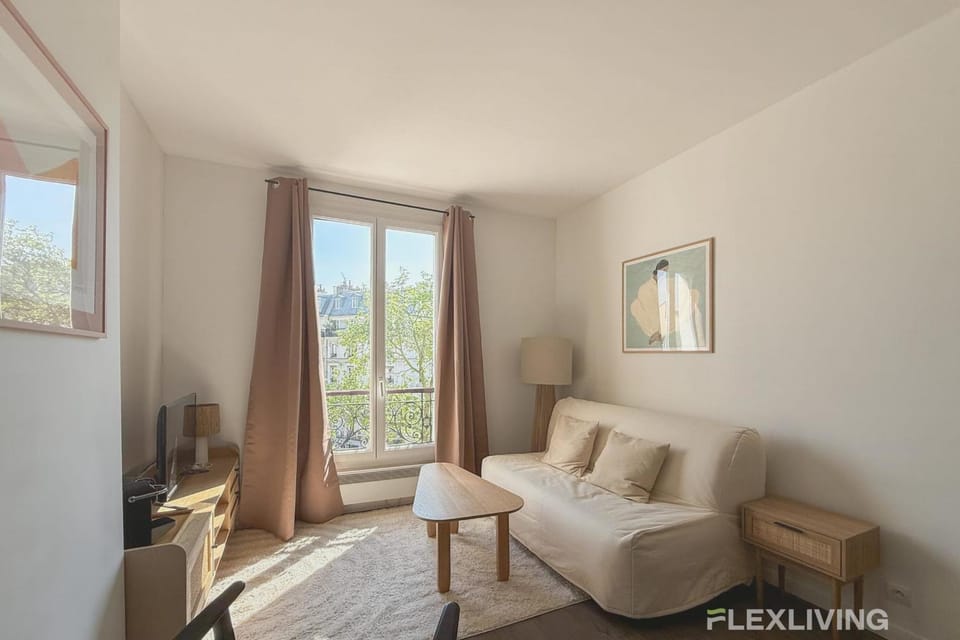 Flexliving - Studio - Patriarches Apartment in Paris