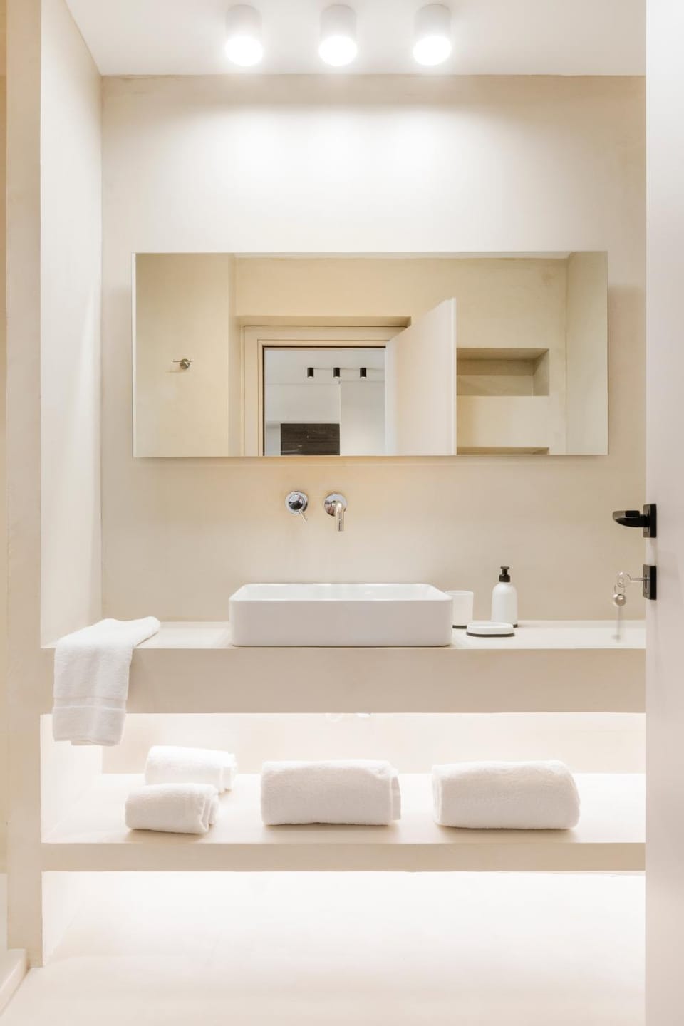 Urban Touch Studios Apartment in Thessaloniki