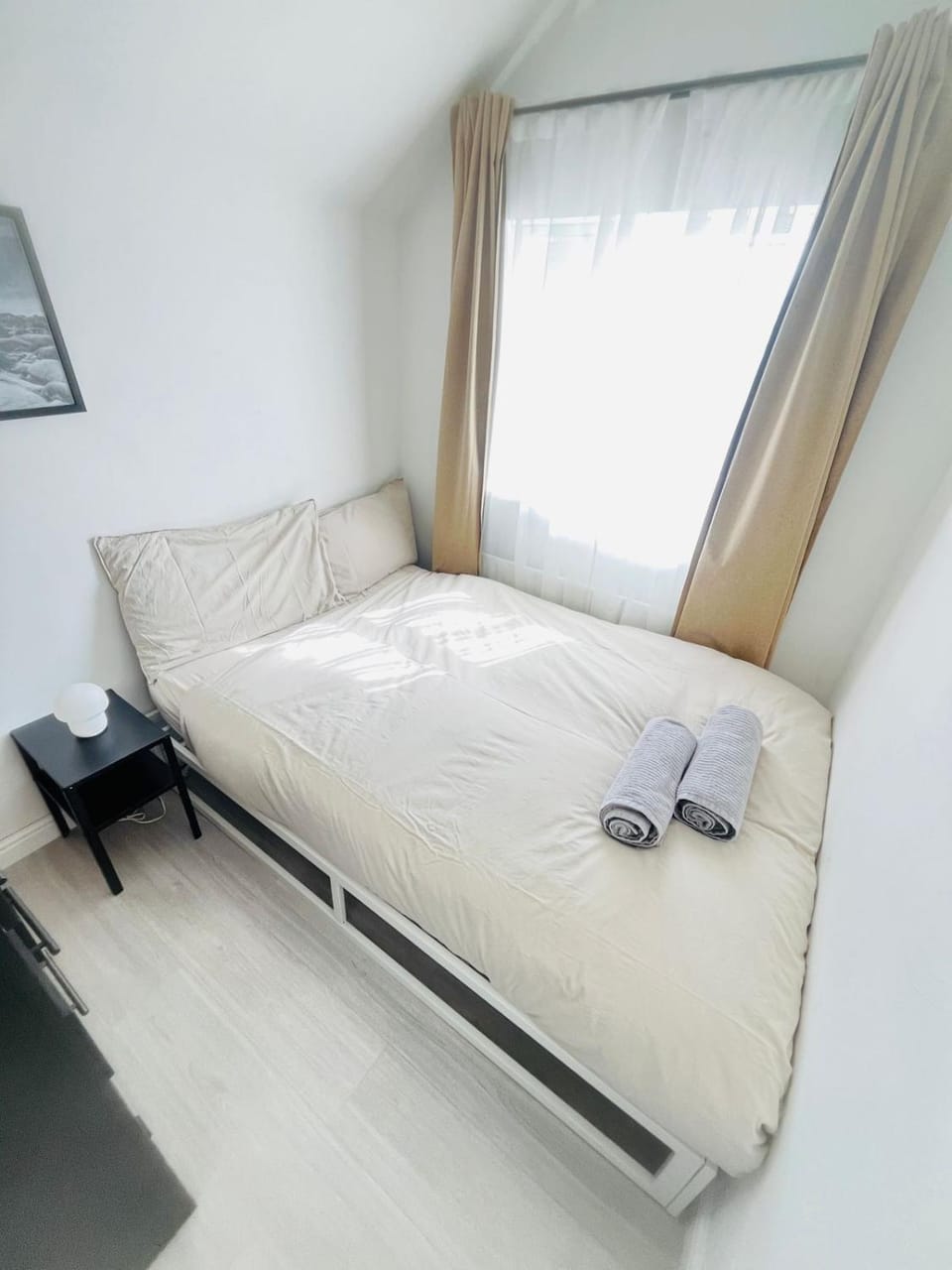 Bed, Photo of the whole room, Bedroom, towels, wardrobe