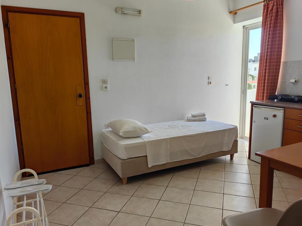 Irene Sunny Corner Apartment Apartment in Kardamena