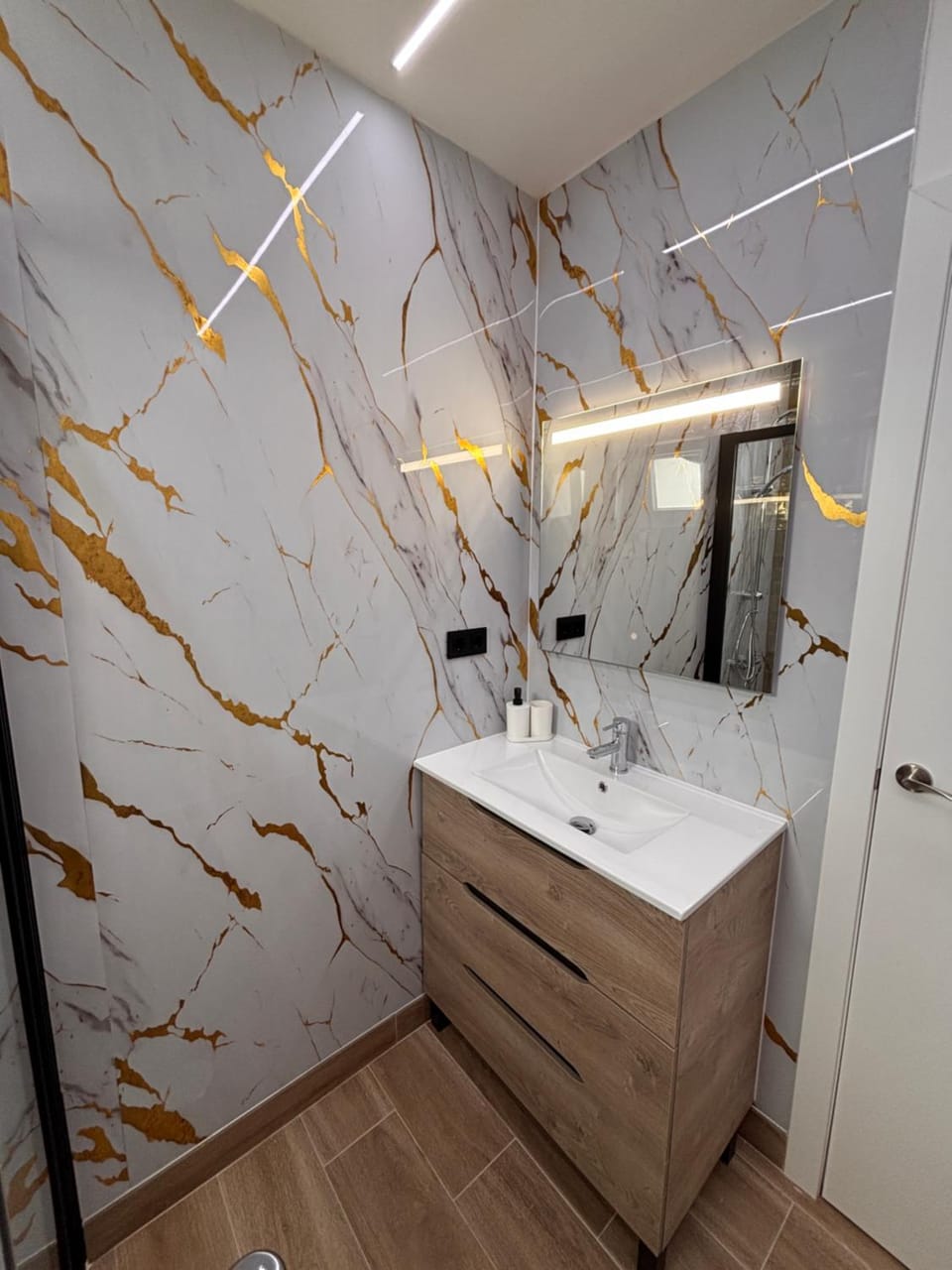 Shower, Bathroom