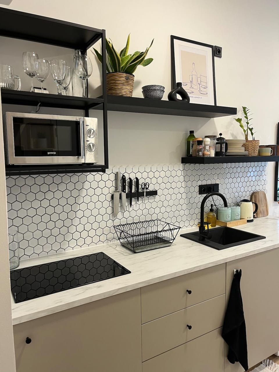 Bright and cozy studio 15 minutes to city center Apartment in Prague