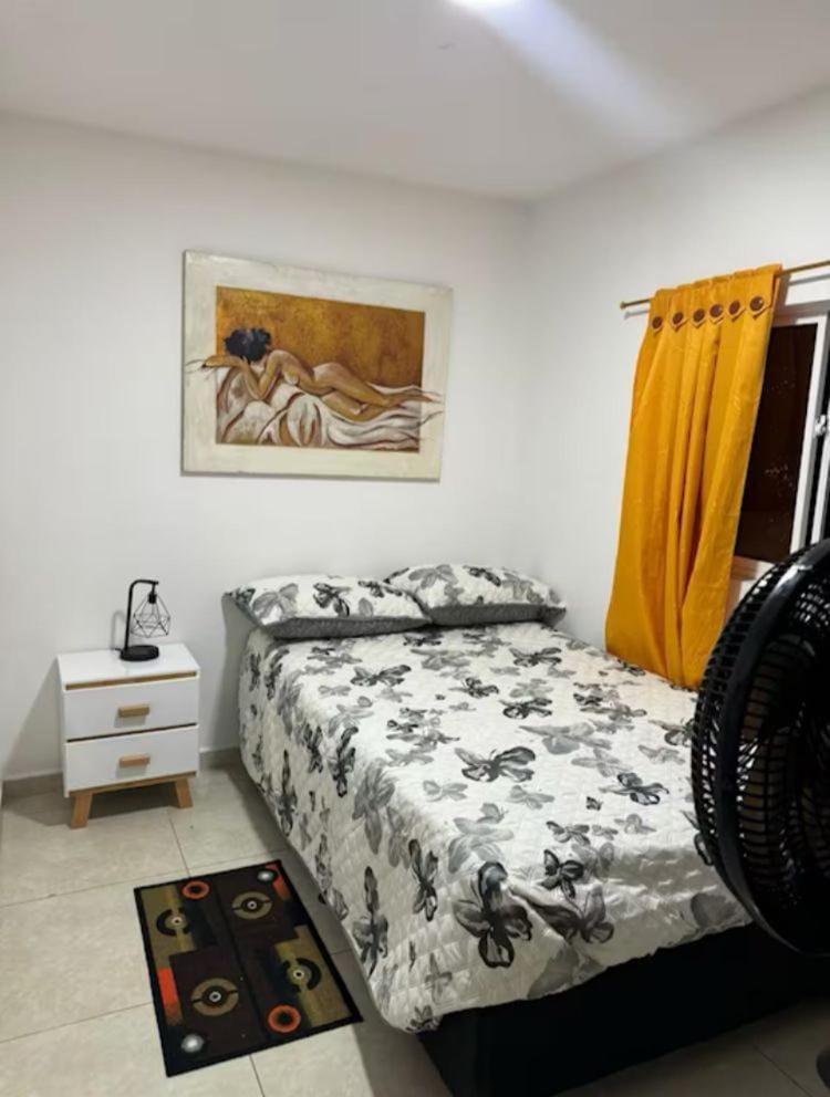 Linda y acogedora habitación Vacation rental in Floridablanca