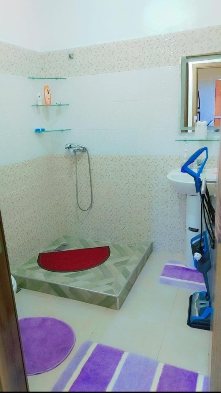 شقة اسراء قريبة من مطار مراكش المنارة الدولي Apartment in Marrakesh-Safi