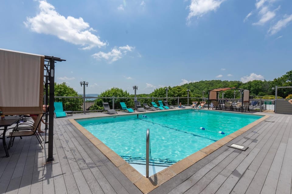 Swimming pool, Swimming pool