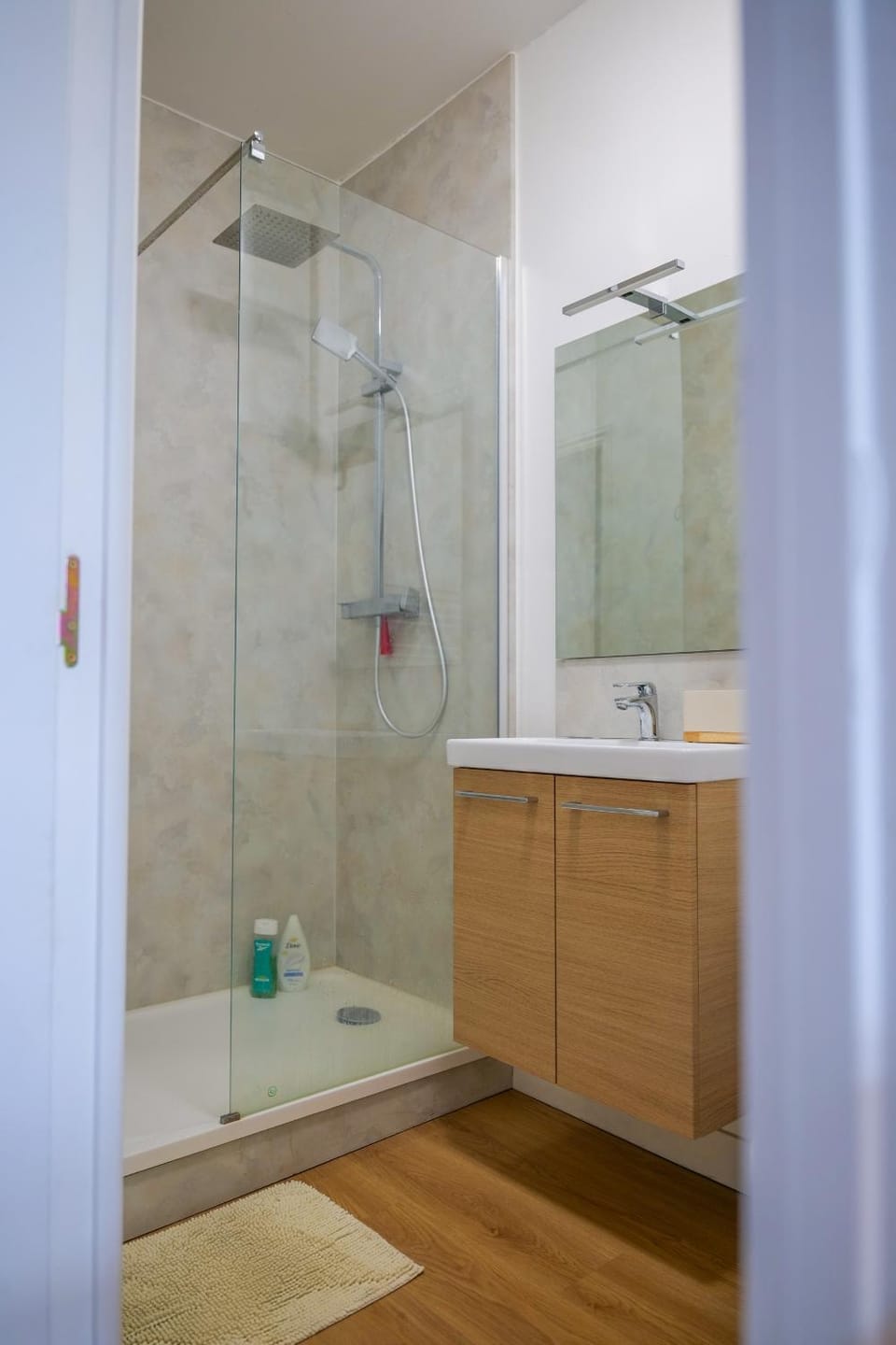 Joli studio avec terrasse - proche château - 2 personnes Apartment in Angers