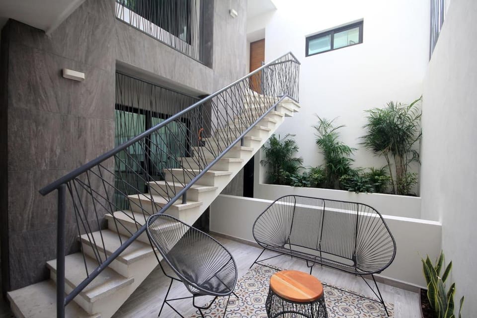 Chic Stay, Rooftop Plunge Pool, 4 Blocks from 5th House in Playa del Carmen